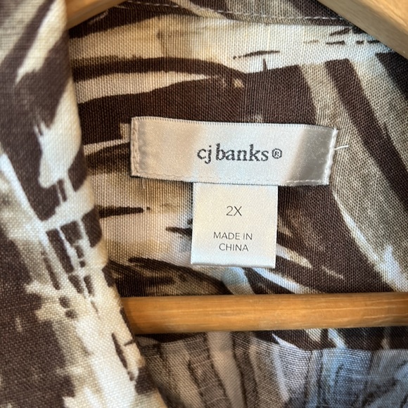 CJBanks cj banks plus size 2x tan beige vest button down palm leave pattern - Picture 2 of 5